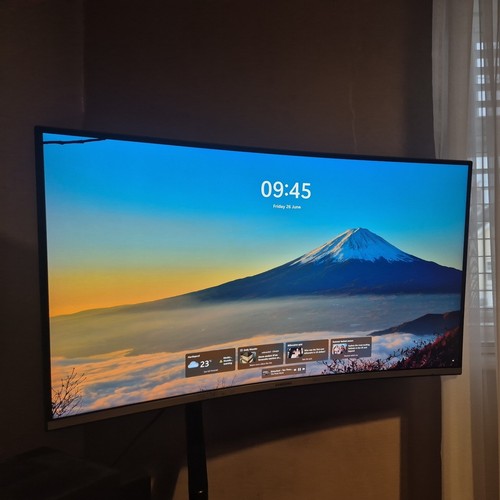 Samsung ur59c uhd lcd - 32",