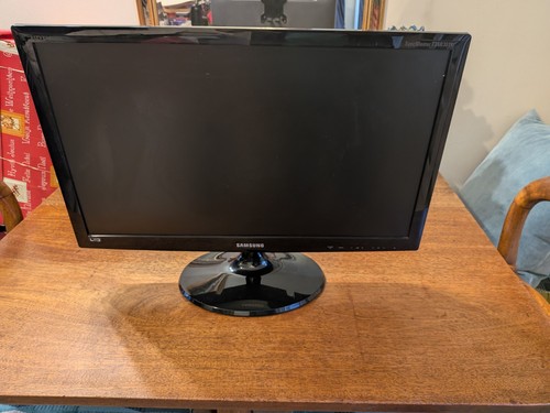Samsung tv computer - 24",