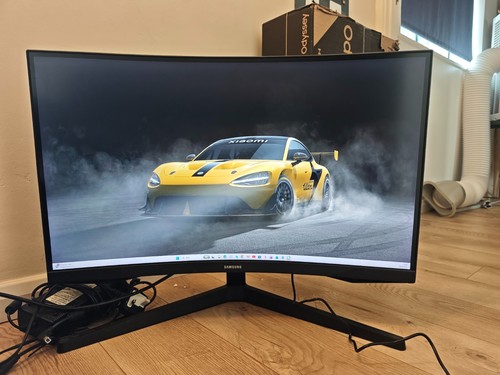 Samsung odyssey - g5, 27”