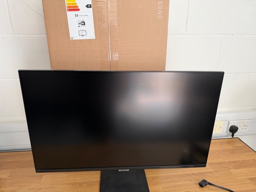 Samsung 4k smart - 32",
