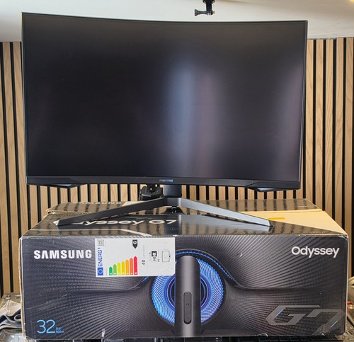 Samsung odyssey 240hz - odyssey, 32"