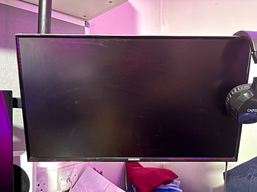 Samsung 24in fhd 1920x1080 - 24in,